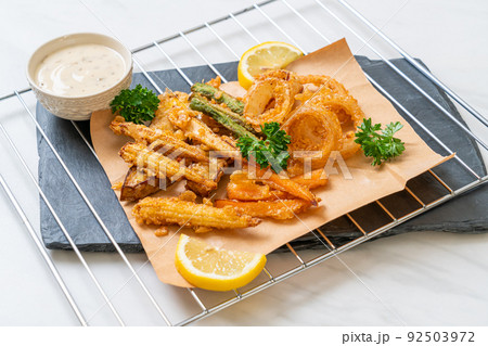 fried mixed vegetable (onions, carrot, baby corn, pumpkin) or tempura 92503972