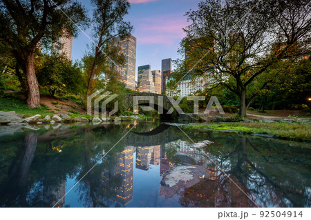 Central Park and Manhattan city Skyline in New York City USA 92504914
