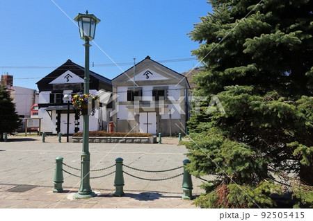 北海道 函館 丸ポストのある風景(箱館高田屋嘉兵衛資料館) 北海道 函館 丸ポストのある風景(箱館高田屋嘉兵衛資料館) 92505415