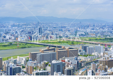 大阪中心街　梅田　都市風景　淀川【梅田スカイビルより】 92506008