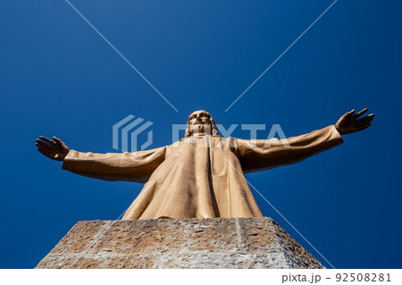 Tibidabo church on mountain in Barcelona with christ statue 92508281