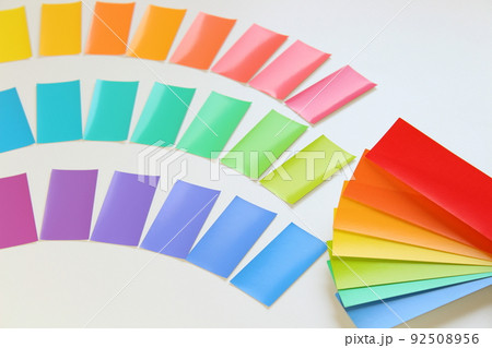 色見本　カラーチャート　カード　［デザイン・カラーコーディネート・配色イメージ］ 92508956