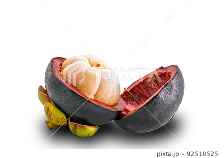 Closeup view of half cut mangosteen isolated on white background. 92510525