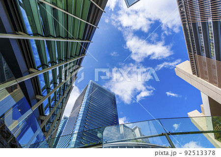 うめきた広場　グランフロント大阪　JR大阪駅 92513378