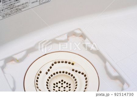 お風呂の排水溝の汚れ 92514730