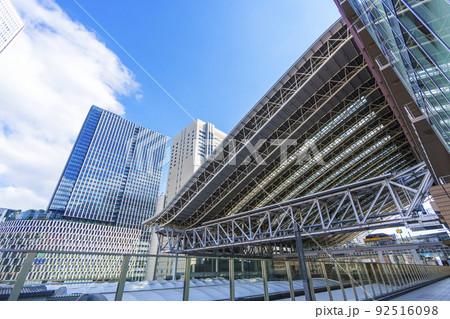 阪神百貨店 JR大阪駅 巨大なドーム屋根 阪神百貨店 JR大阪駅 巨大なドーム屋根 92516098
