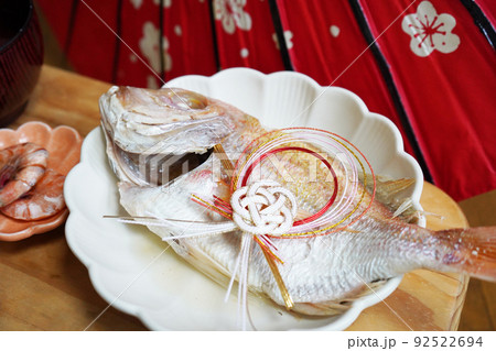 お食い初め御膳の鯛 めで鯛 お食い初め御膳の鯛 めで鯛 92522694