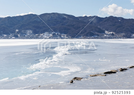 諏訪湖の御神渡 2018年 諏訪湖の御神渡 2018年 92525393