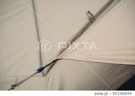 水を弾く撥水コートされたテント・タープ 92536844