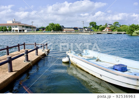 山陰のジオパーク　宍道湖中海　大根島の桟橋 92536963