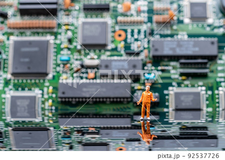 電子回路のミニチュアイメージ 92537726