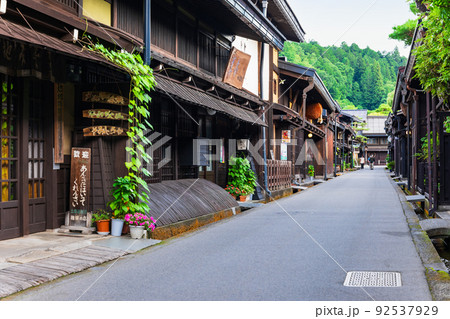 飛騨高山　古い町並 92537929