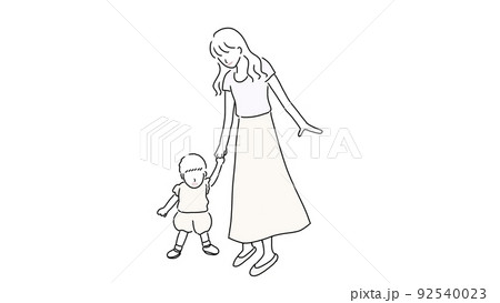 仲良く手を繋いでいる子供と母親 92540023