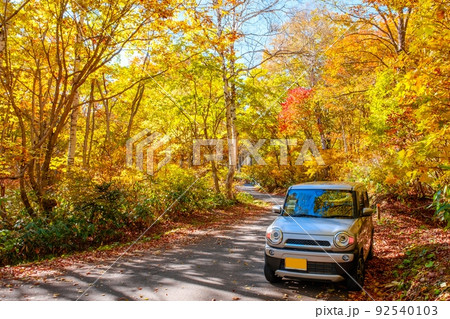 秋のドライブ 92540103