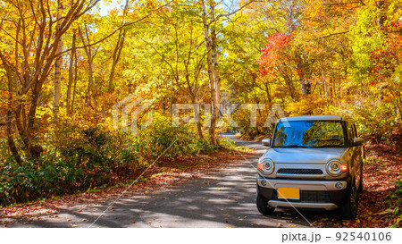 秋のドライブ 92540106