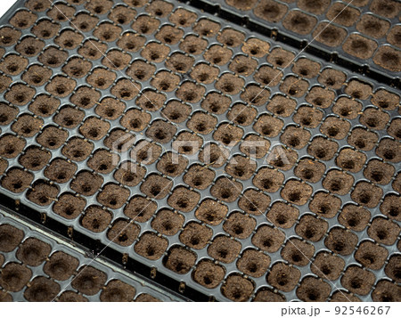 農業用の育苗トレイ 92546267