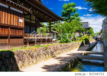 飛騨古川　瀬戸川と円光寺 92546752