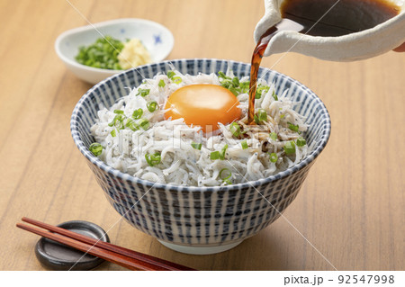 しらす丼 92547998