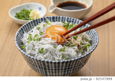 しらす丼 92547999