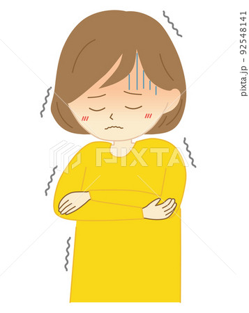 悪寒がする女性 92548141
