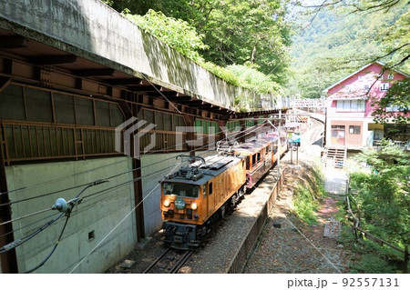 黒部渓谷鉄道からの風景 鐘釣駅付近 黒部渓谷鉄道からの風景 鐘釣駅付近 92557131