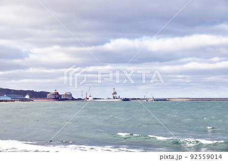 Views of a port loading coal cargo ships 92559014