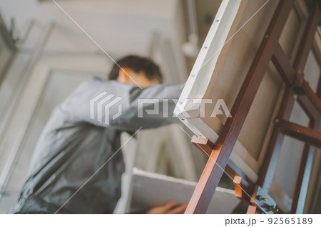 美大予備校 92565189