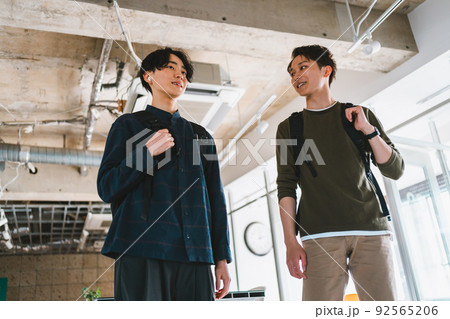 大学生・専門学校生 92565206
