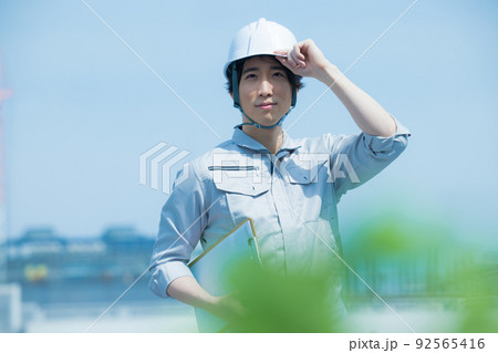 建築業イメージ　　　　 92565416