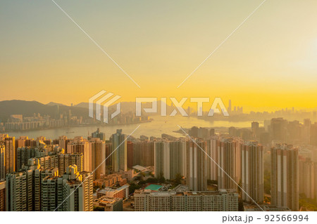 the view of Hong Kong and Kowloon from black hill 6 May 2022 the view of Hong Kong and Kowloon from black hill 6 May 2022 92566994