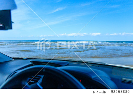 車内からみた日本海 車内からみた日本海 92568886
