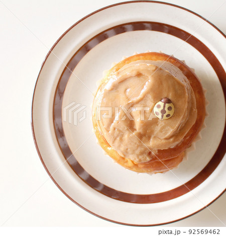 シナモンロール 92569462