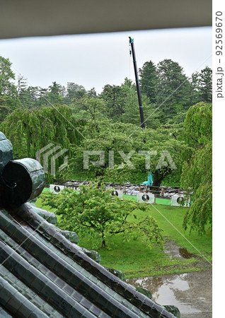 史跡弘前城址  弘前城天守　屋根　張出 92569670