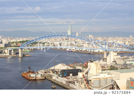 なみはや大橋 千歳橋 大正区 大阪市内風景 倉庫 資材置き場 昭和山 トラス建築 大阪湾風景 なみはや大橋 千歳橋 大正区 大阪市内風景 倉庫 資材置き場 昭和山 トラス建築 大阪湾風景 92573884