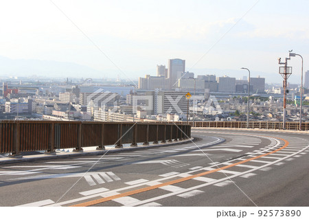 なみはや大橋 千歳橋 大正区 大阪市内風景 倉庫 資材置き場 昭和山 トラス建築 大阪湾風景 なみはや大橋 千歳橋 大正区 大阪市内風景 倉庫 資材置き場 昭和山 トラス建築 大阪湾風景 92573890