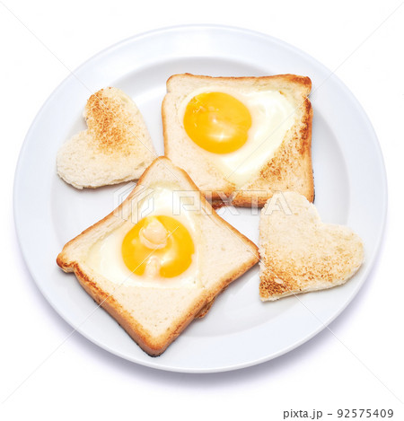 Fried Egg on Toast Bread isolated on white background 92575409
