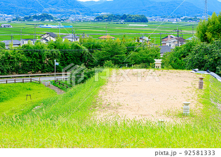 夏の沖出古墳 福岡県嘉麻市 夏の沖出古墳 福岡県嘉麻市 92581333