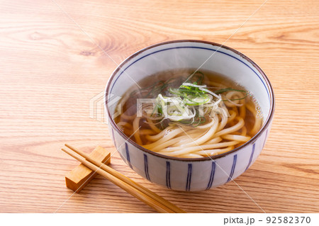 掛けうどん 掛けうどん 92582370