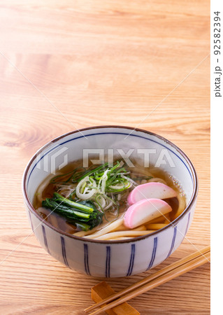 掛けうどん 92582394