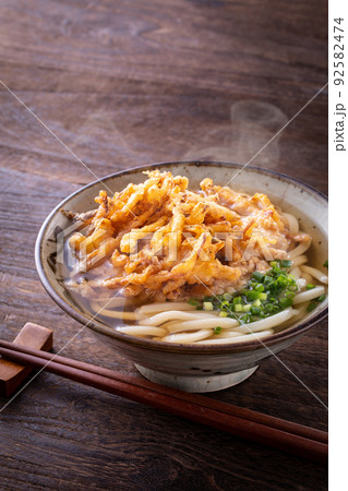 かき揚げうどん 92582474