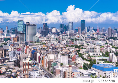 《東京都》東京都市イメージ・夏の空 92584590