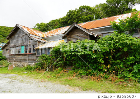 増毛町立岩老小中学校（廃校） 92585607