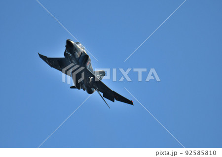 F-4ファントム戦闘機 機動飛行 92585810
