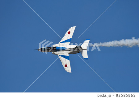 T-4ブルーインパルス アクロバット飛行 飛翔 華麗 T-4ブルーインパルス アクロバット飛行 飛翔 華麗 92585965