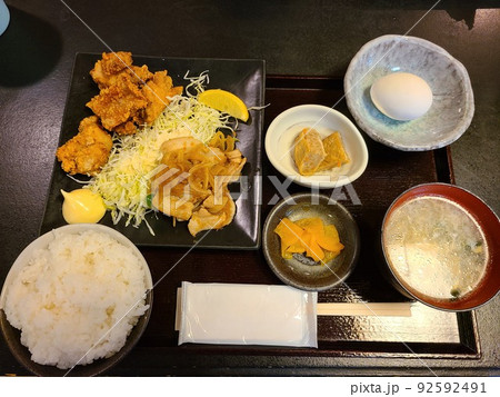 唐揚げ＆生姜焼き定食 92592491