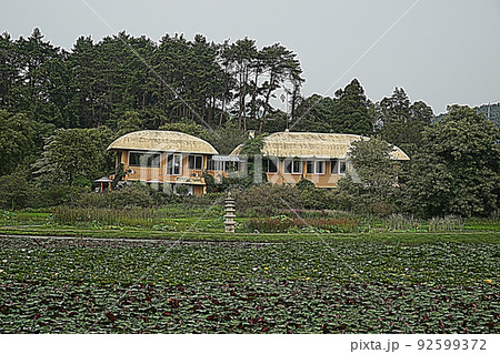 横 アジア 韓国 92599372