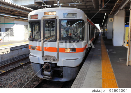 JR東海の313系新快速 大垣行き (豊橋駅) JR東海の313系新快速 大垣行き (豊橋駅) 92602004