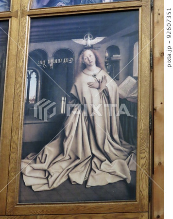 ベルギー　ゲント　聖バーフ教会の　祭壇画　受胎告知　聖母マリア 92607351