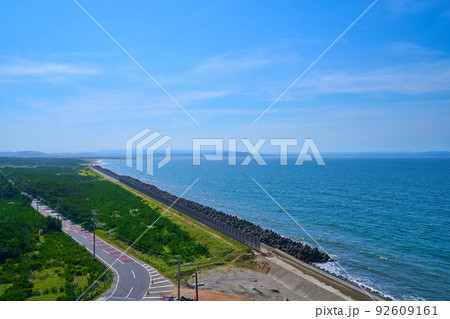 千葉県富津市の富津岬展望台から東側の富津公園方面 92609161