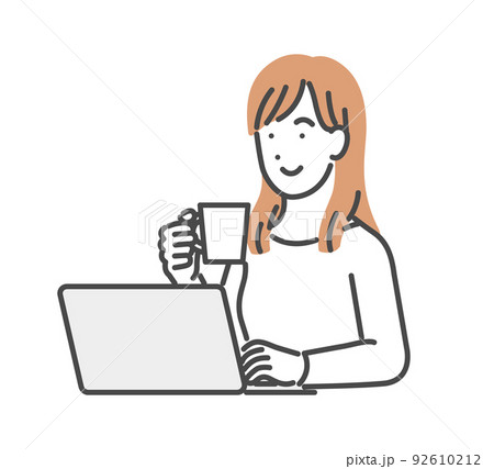 ノートパソコンの前でリラックスする女性 92610212